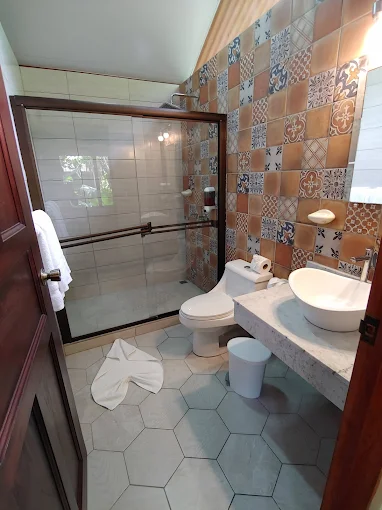 Aninga Lodge photo 10