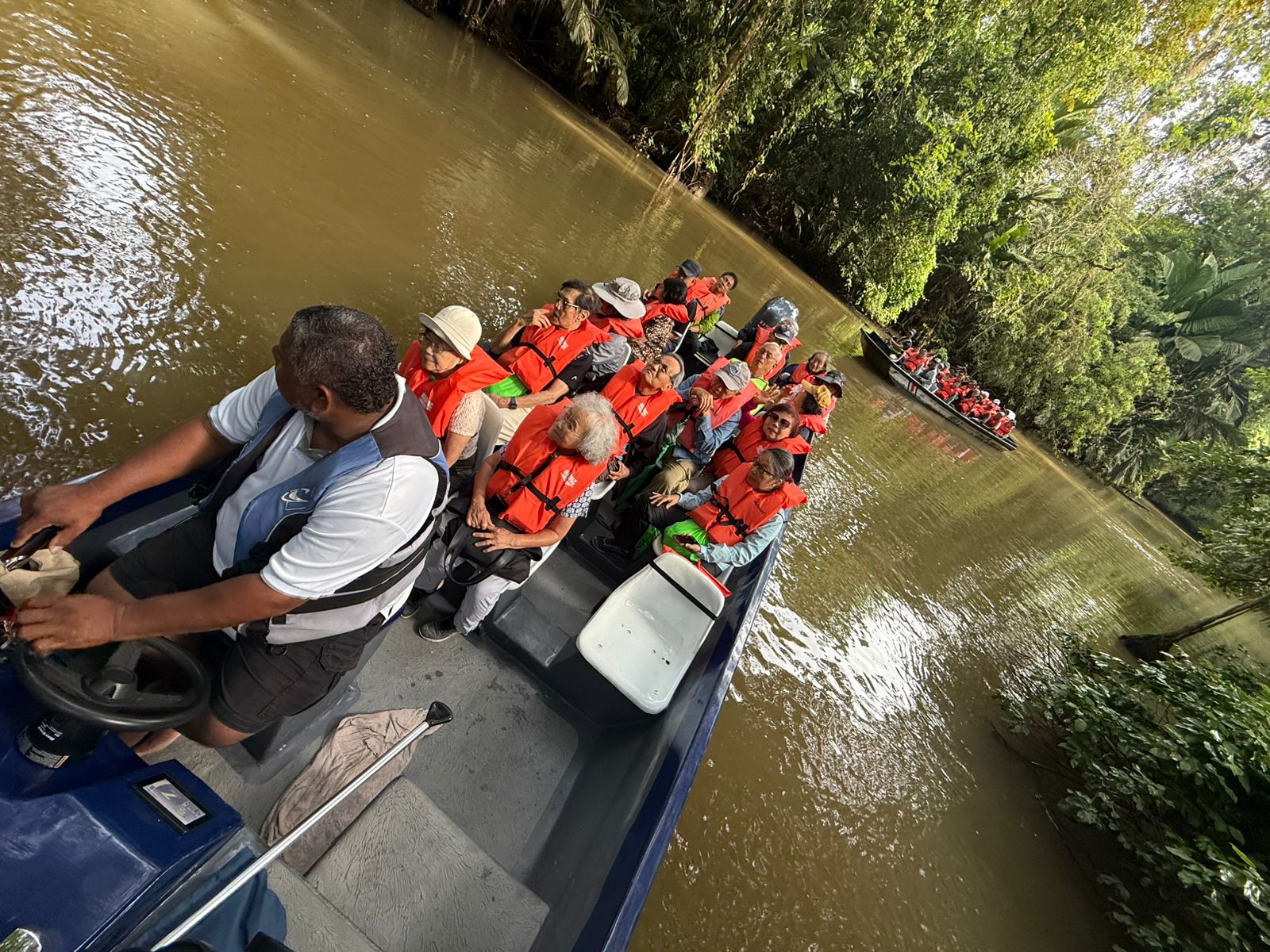 Contact Jungle Tom Safaris 3