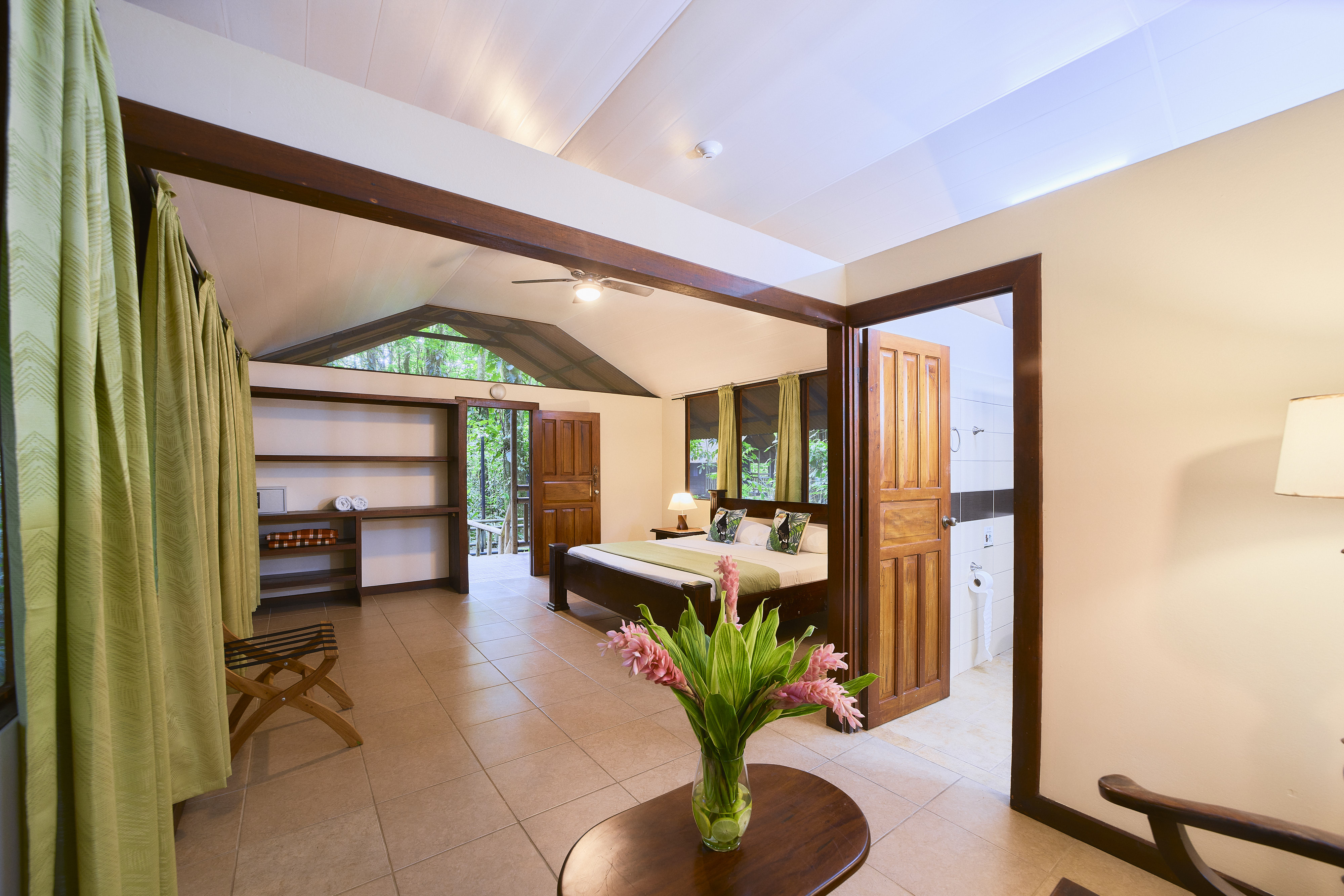 Two day Tortuguero gallery photo 7